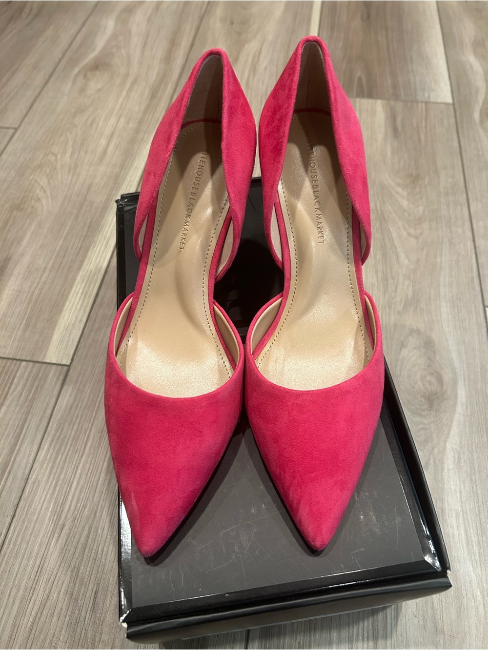 White House Black Market  Women’s Heels Size 7.5 Pink Suede 3”Pumps New!!